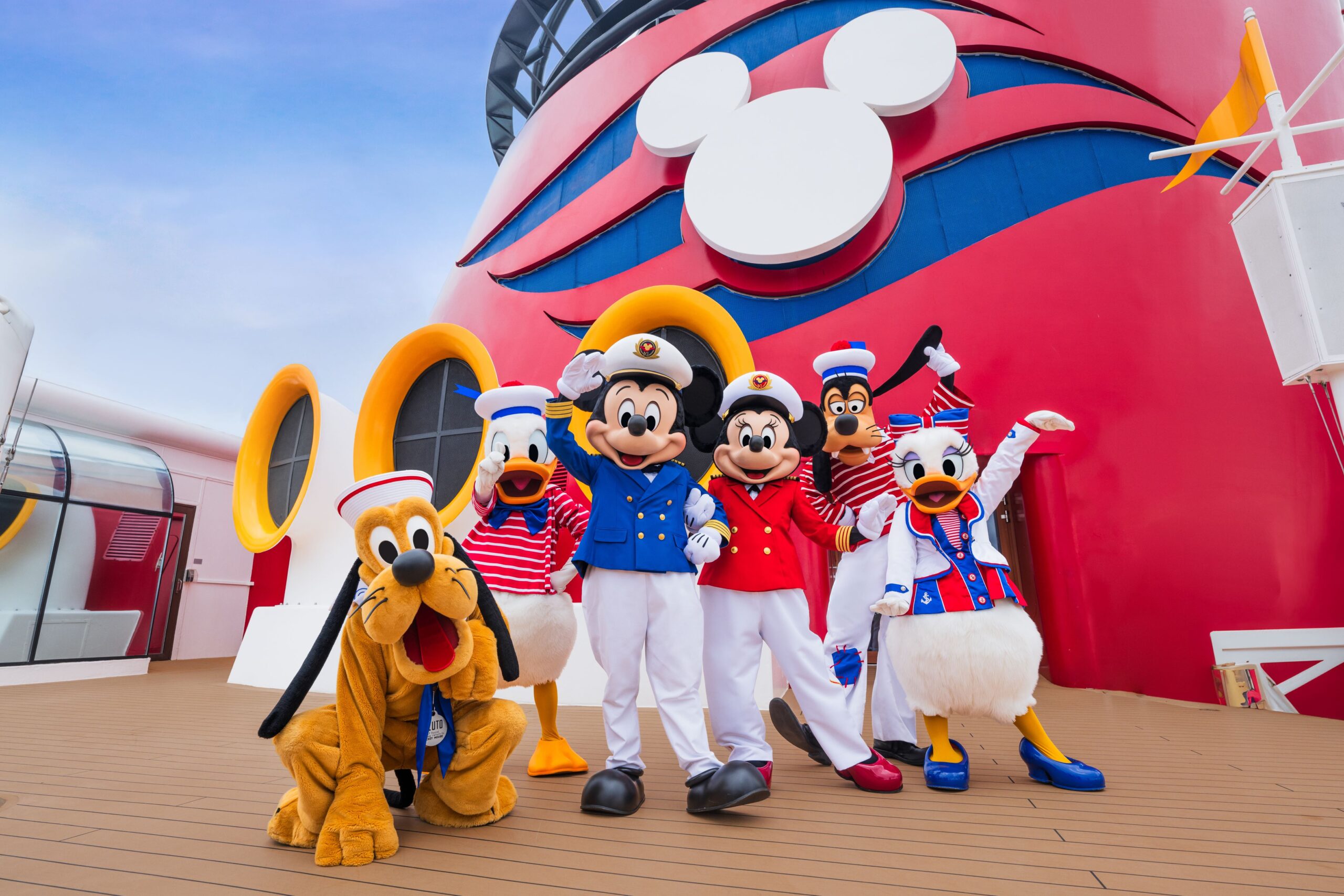 Cruceros Disney por Europa para verano 2025