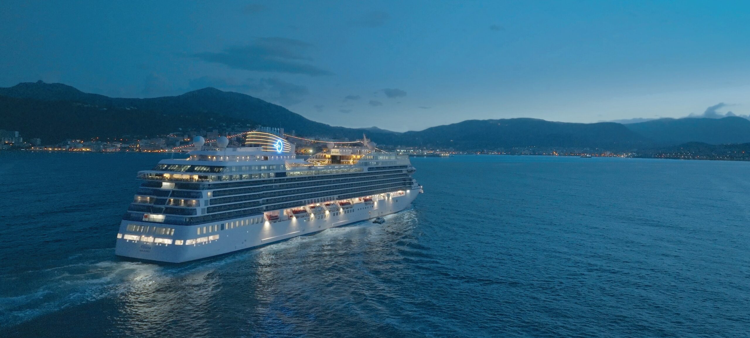 Ofertas de último minuto para el debut del nuevo Oceania Allura