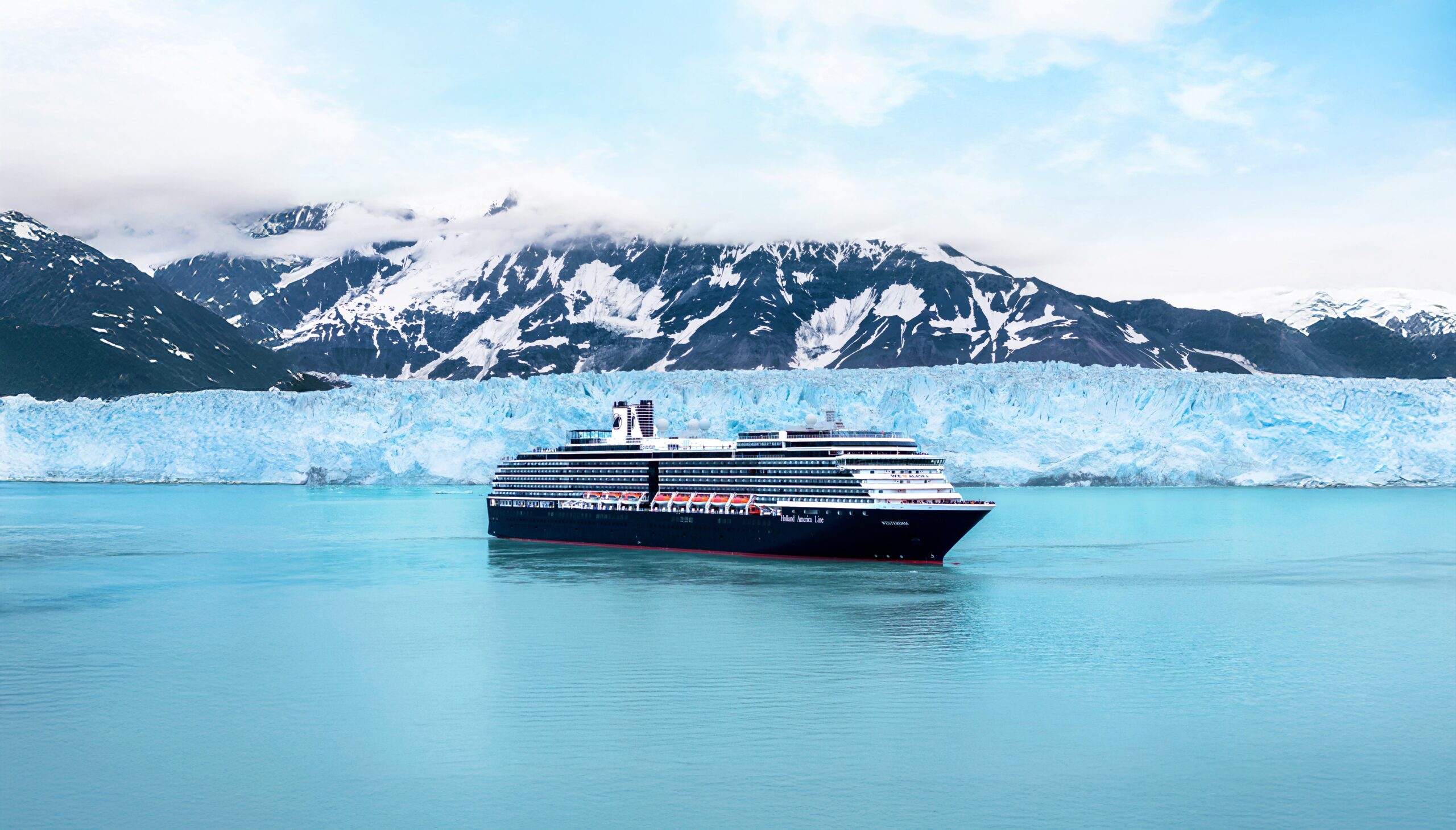 Holland America Line modernizará seis de sus barcos
