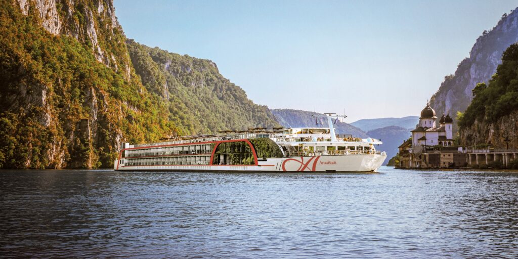 AmaRudi, barco fluvial de doble anchura de AmaWaterways en el Danubio